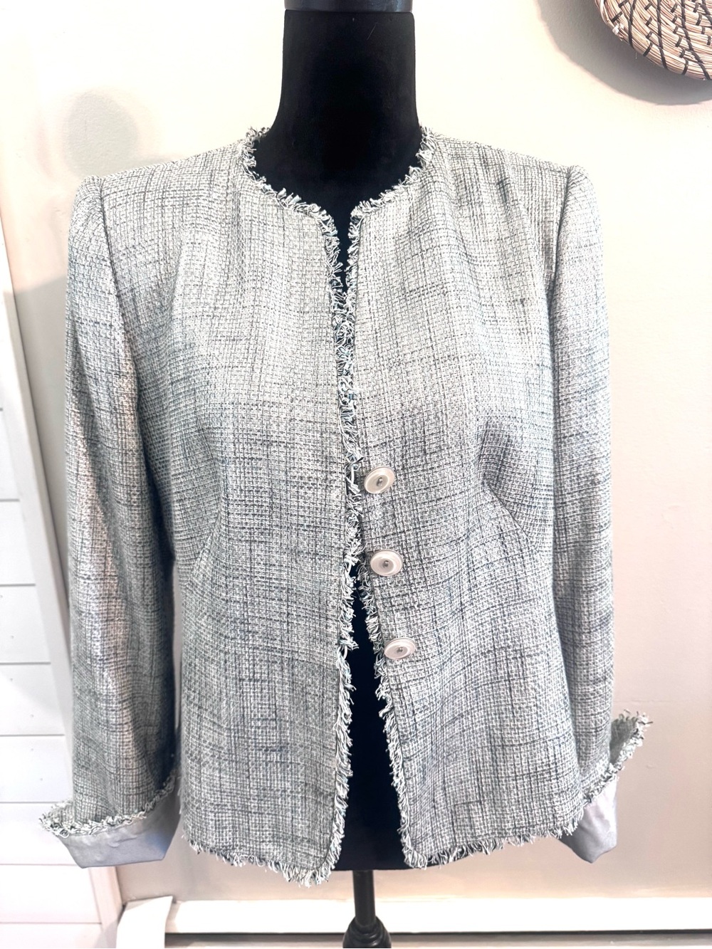 Armani Collezioni Metallic Tweed Fringe Jacket Women’s Size 14 Made In Italy